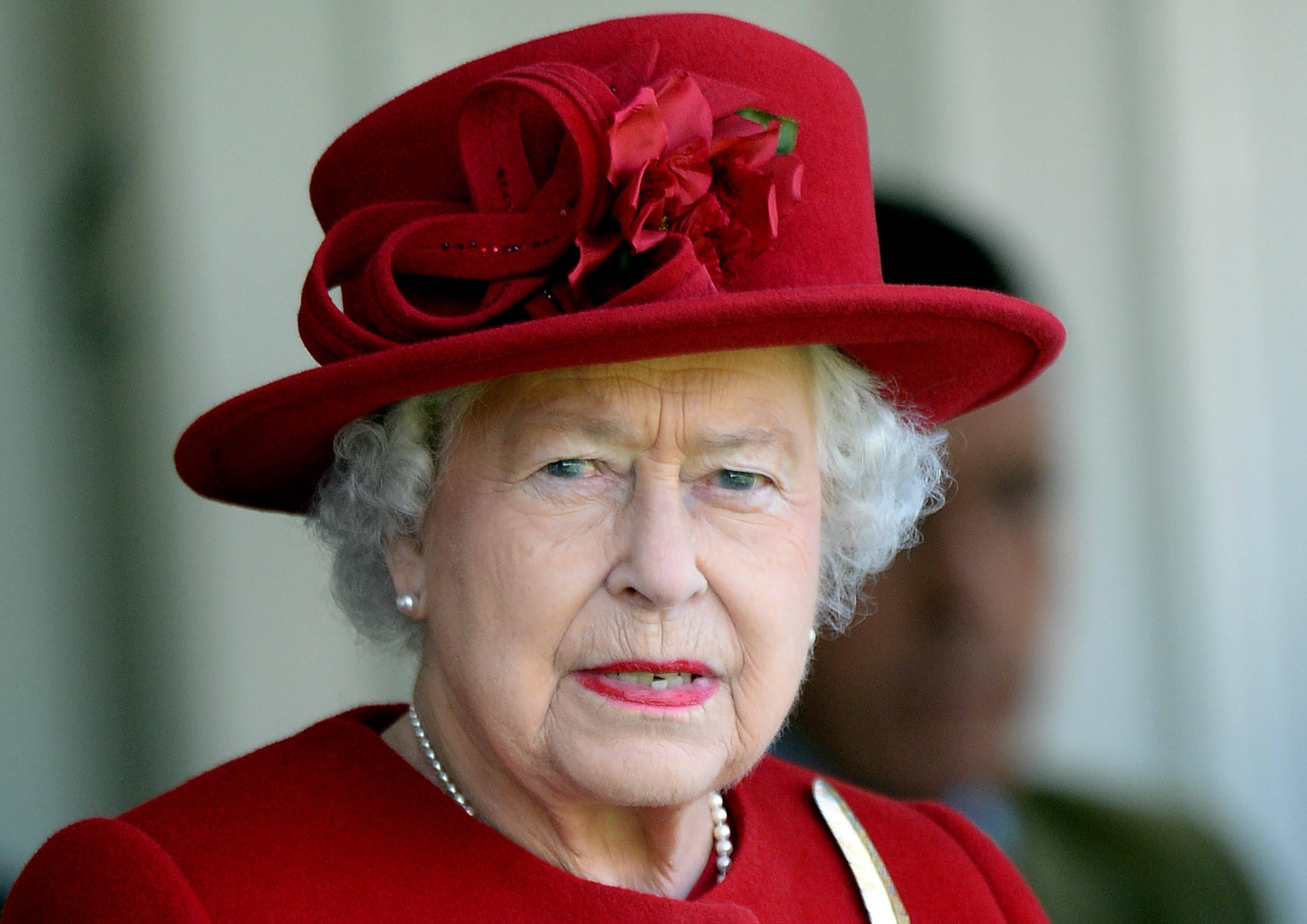 Queen Elizabeth Hat Die Rückständigkeit Großbritanniens Glorifiziert Jacobin Magazin 