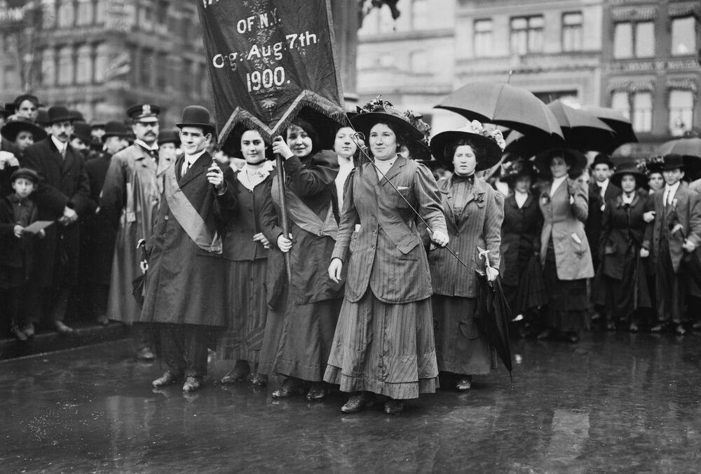 Frauen auf einer Demonstration zum 1. Mai, New York, 1909.