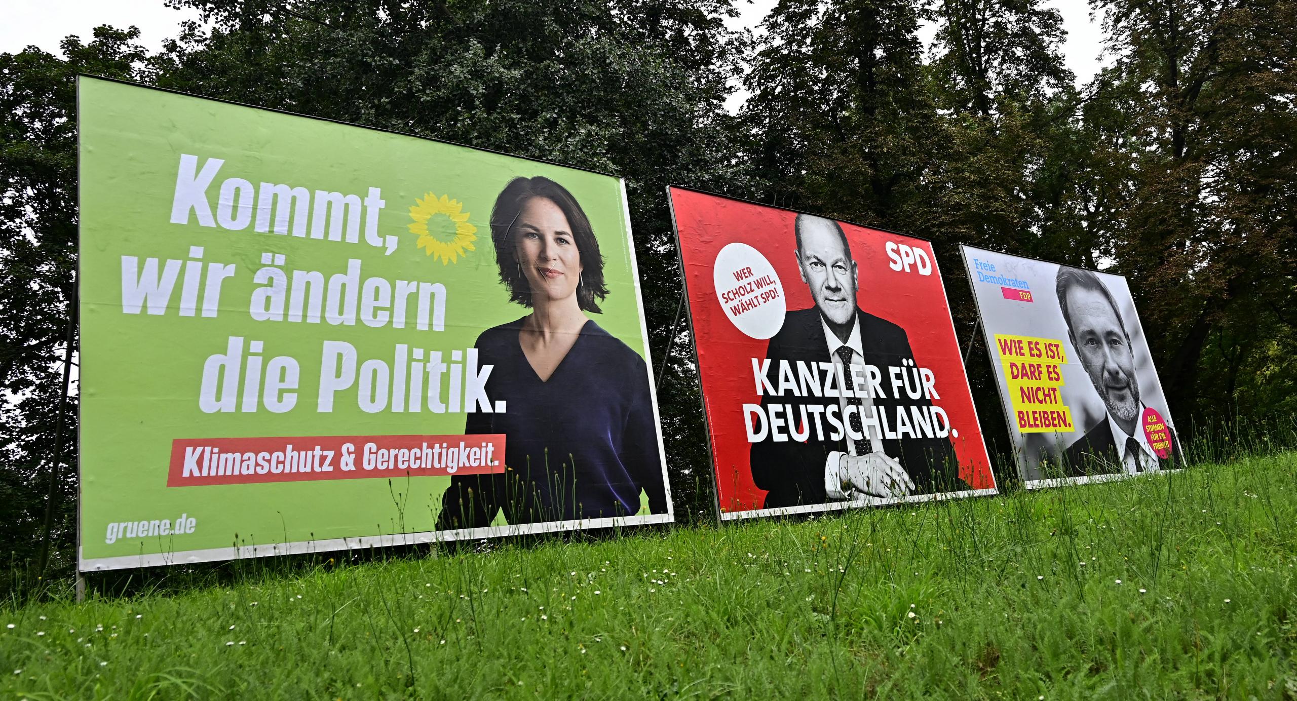 Anstatt offensiv für Rot-Rot-Grün zu werben, betonen SPD und Grüne lieber, was sie von der Linkspartei unterscheidet. 