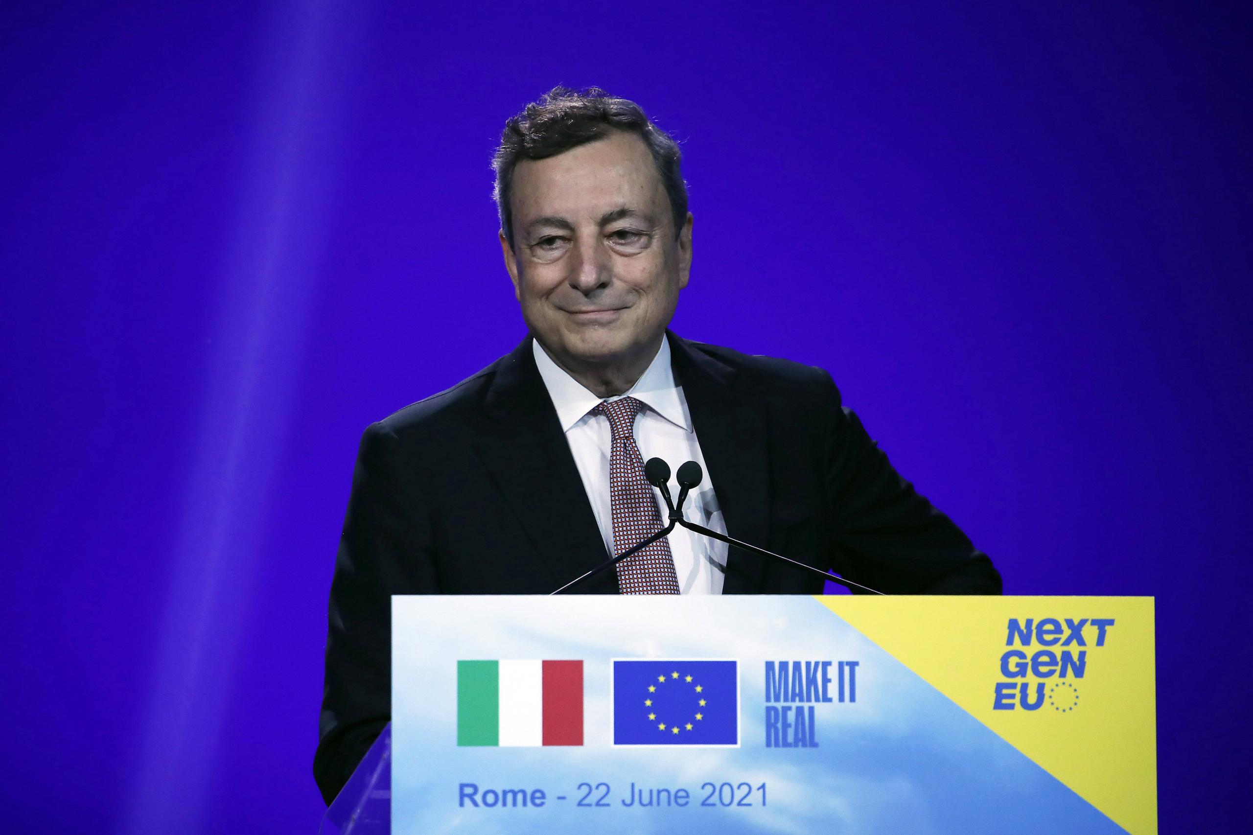 Italiens Premierminister und ehemaliger Chef der Europäischen Zentralbank, Mario Draghi, bei der Vorstellung des National Recovery and Resilience Plan, 2021.