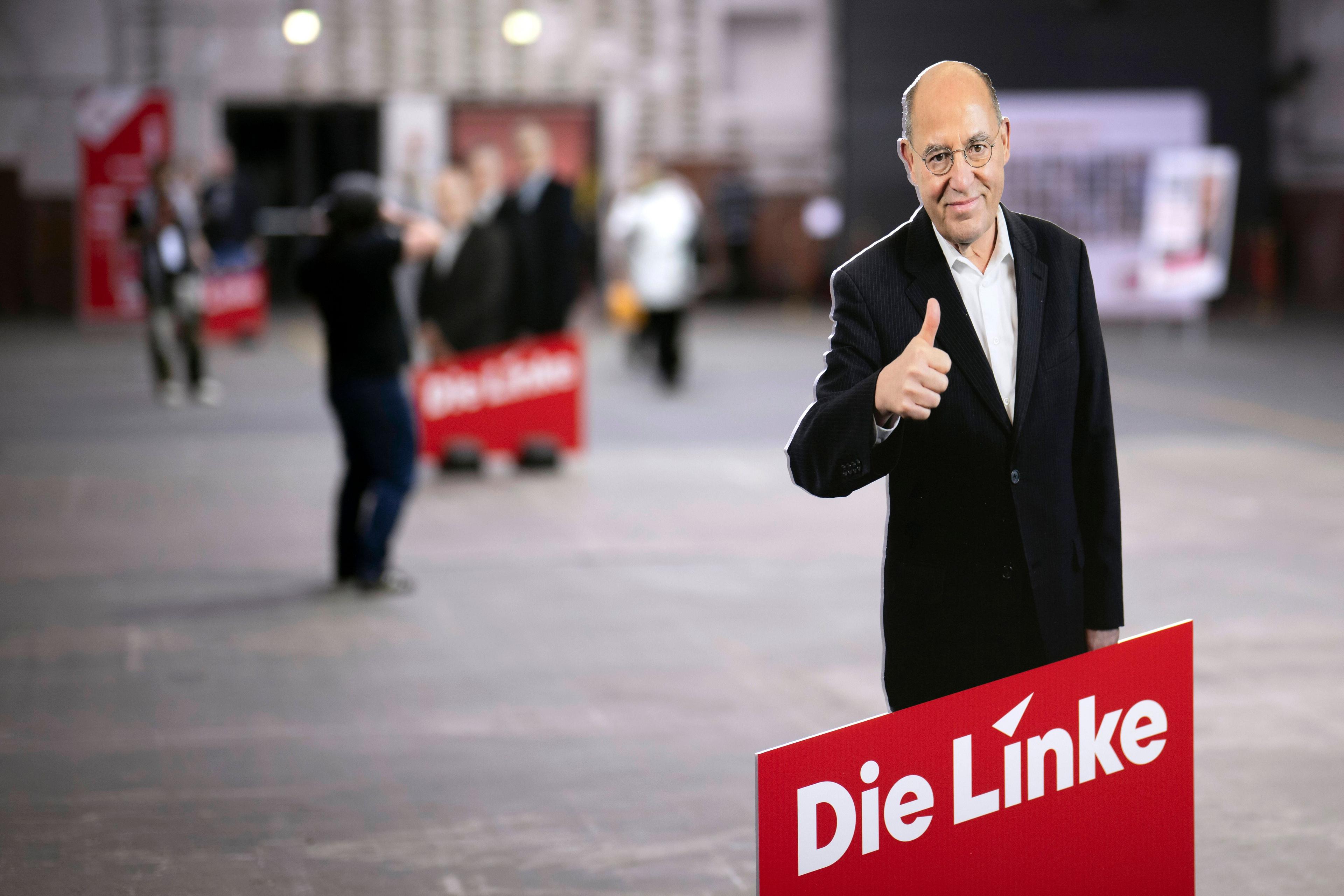 Pappaufsteller von Gregor Gysi auf dem Bundesparteitag der Linken in Berlin, 18. Januar 2025.