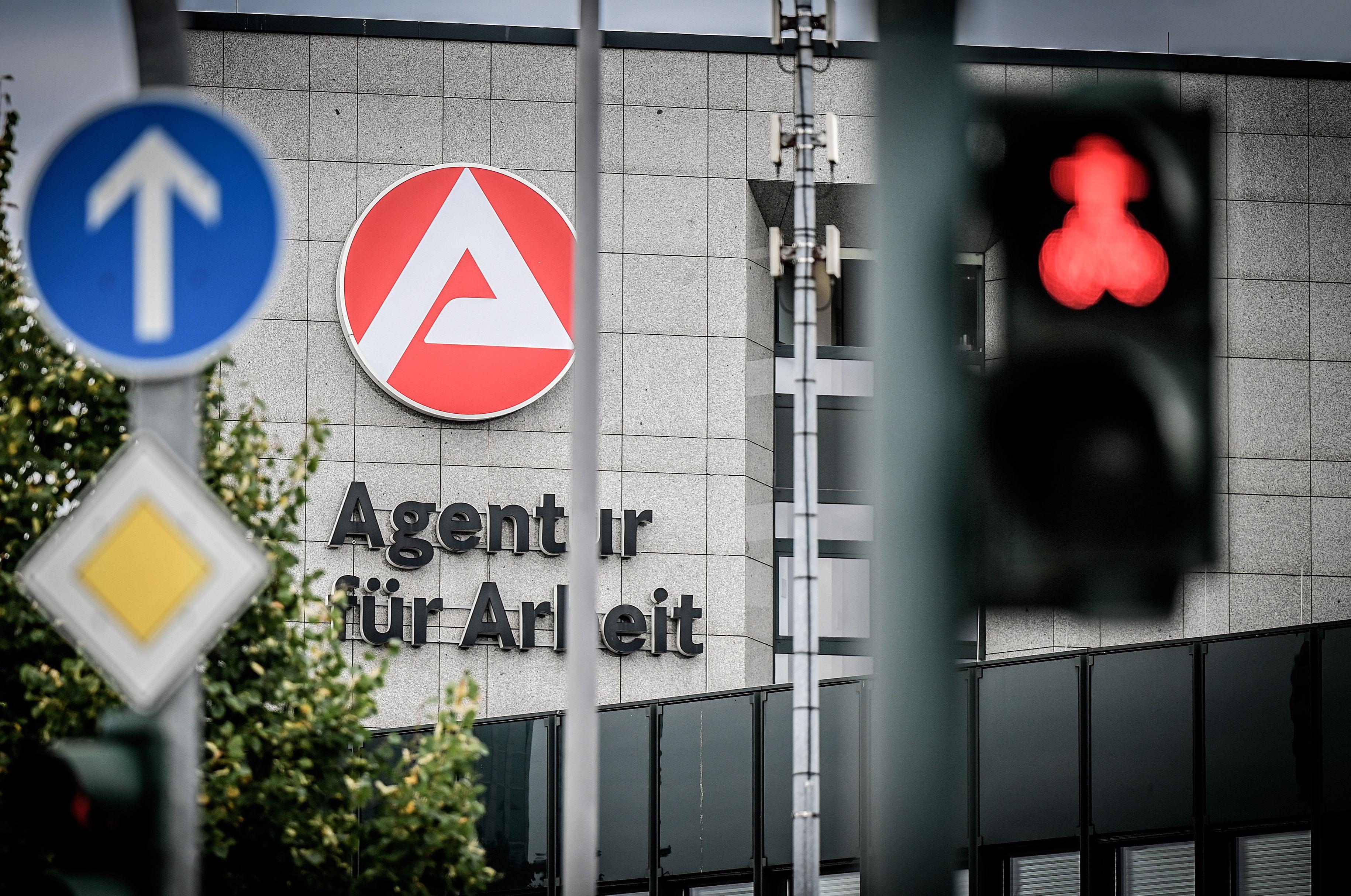 Unwille ist nicht das einzige, das einen Menschen vom Gang zum Arbeitsamt abhalten kann.