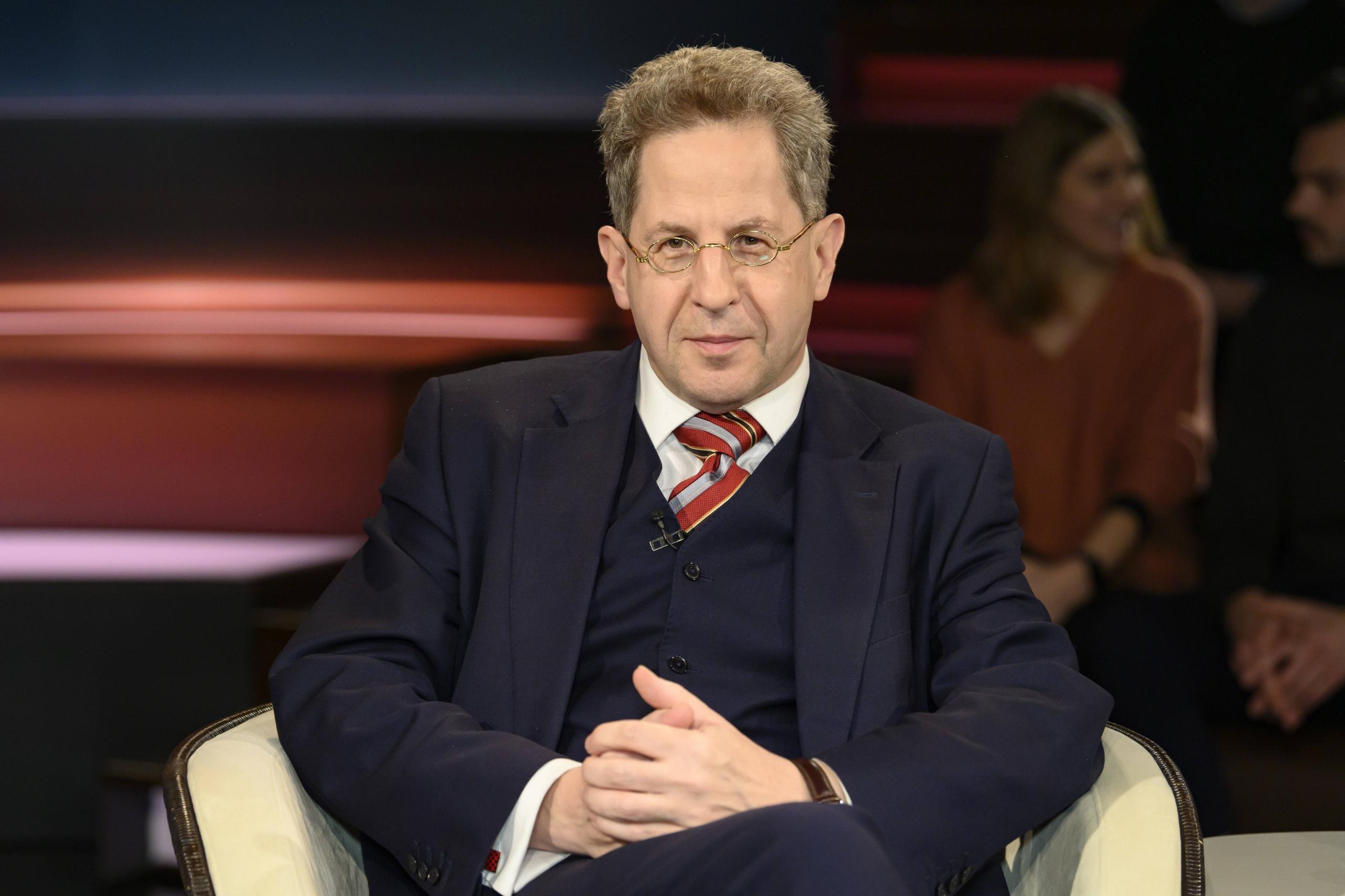 Die Distanzierung nach rechts ist ein Lippenbekenntnis, das zeigt nicht zuletzt auch die Kandidatur von Hans-Georg Maaßen für den Bundestag.