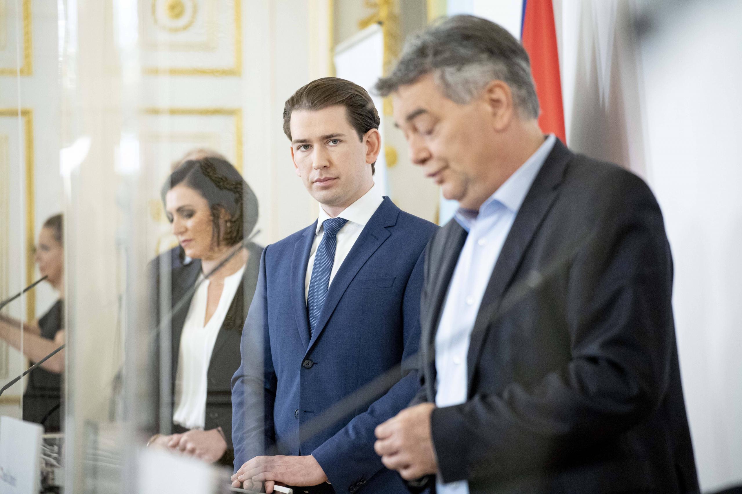 Sebastian Kurz (ÖVP) und Vizekanzler Werner Kogler (Grüne) bei einer Pressekonferenz am 28. Mai 2021.