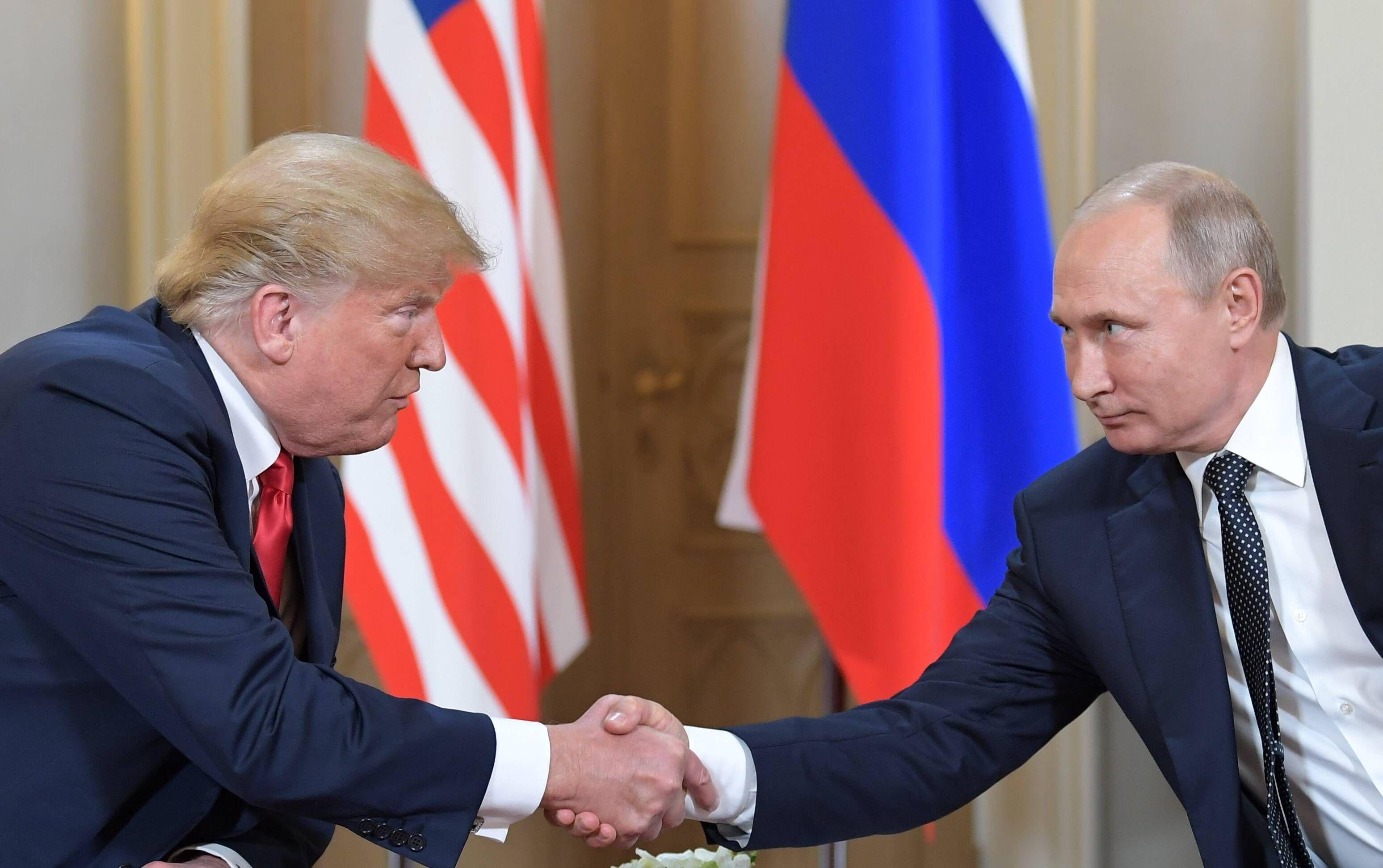 Trump und Putin bei einem Treffen während Trumps erster Amtszeit.