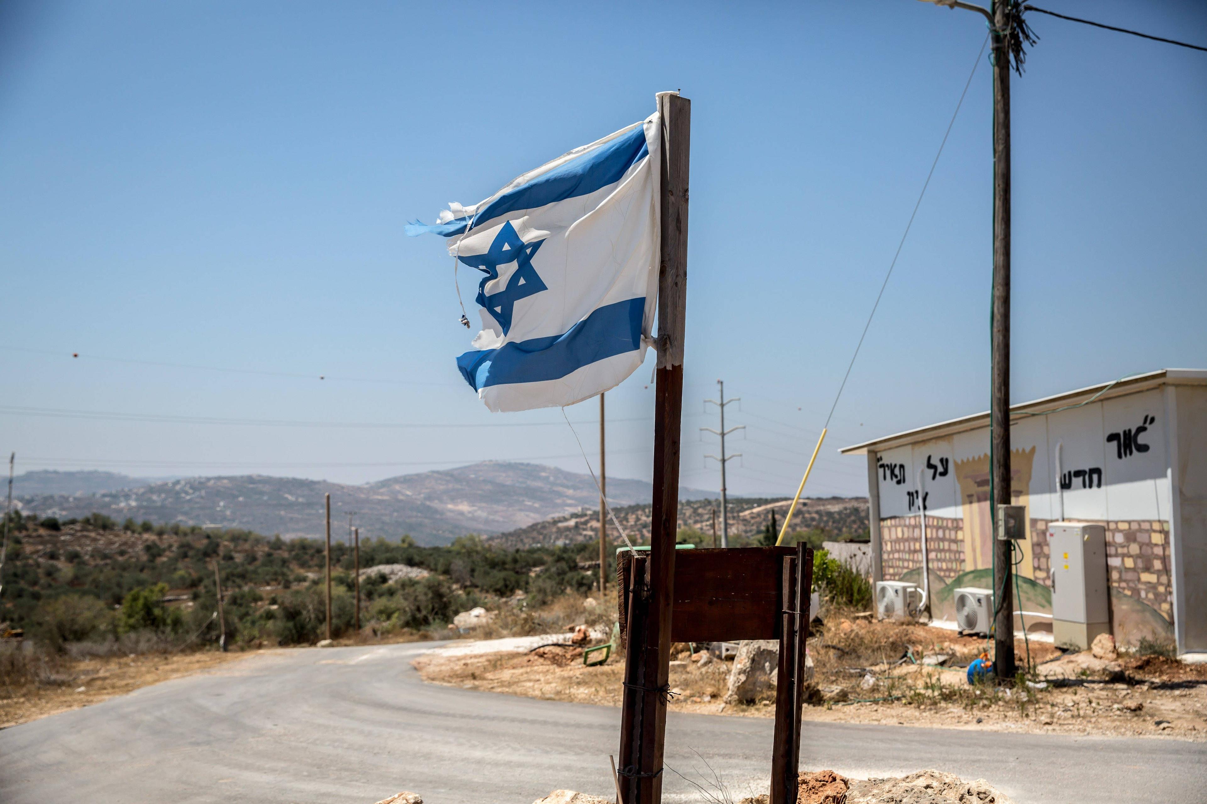 Israelische Flagge im Rande des Außenpostens Eviatar im Westjordanland, 19. Juli 2024.