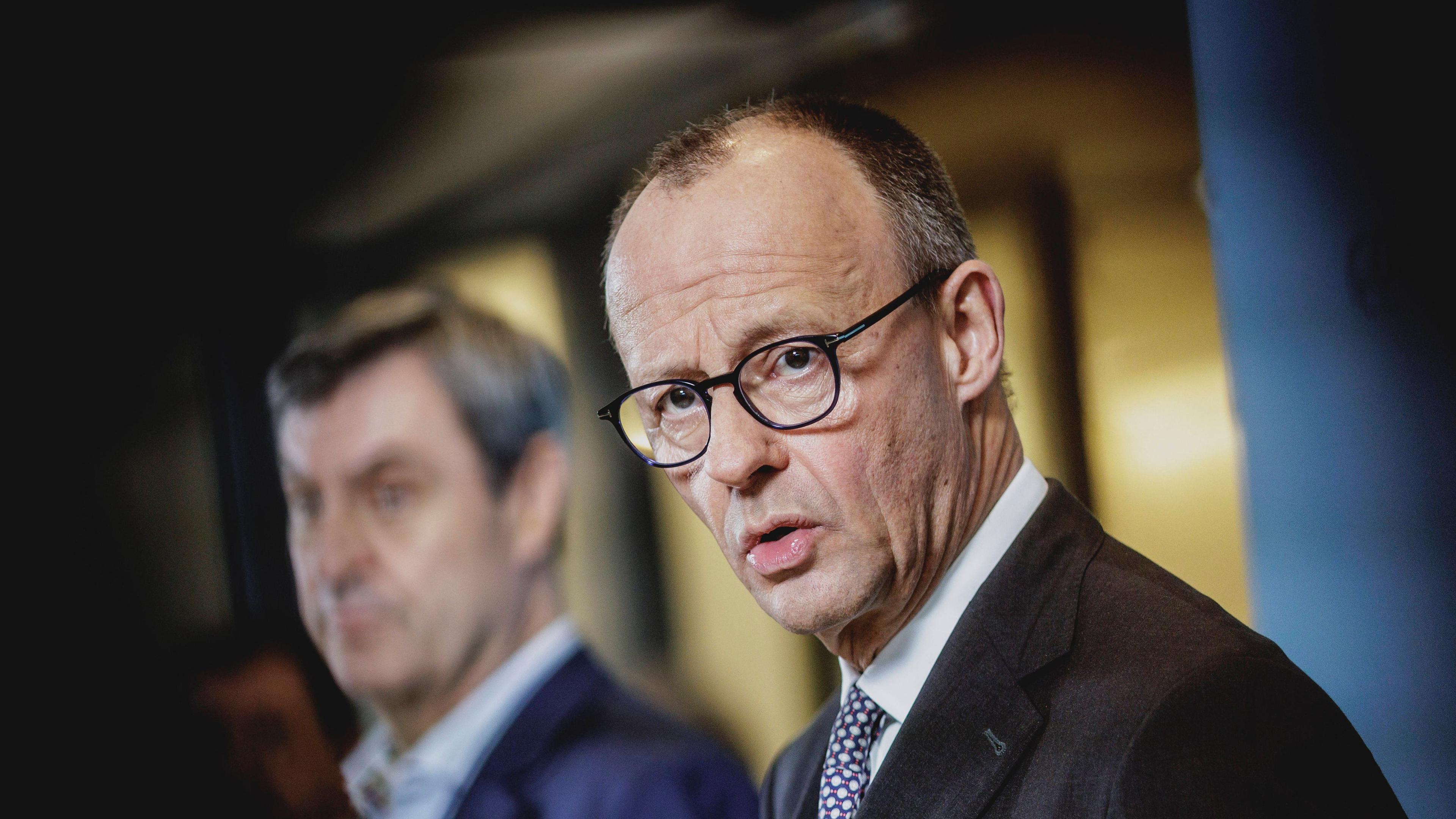 CDU-Kanzlerkandidat Friedrich Merz will mit einem verfassungsrechtlich zweifelhaften Manöver die Sperrminorität umgehen.