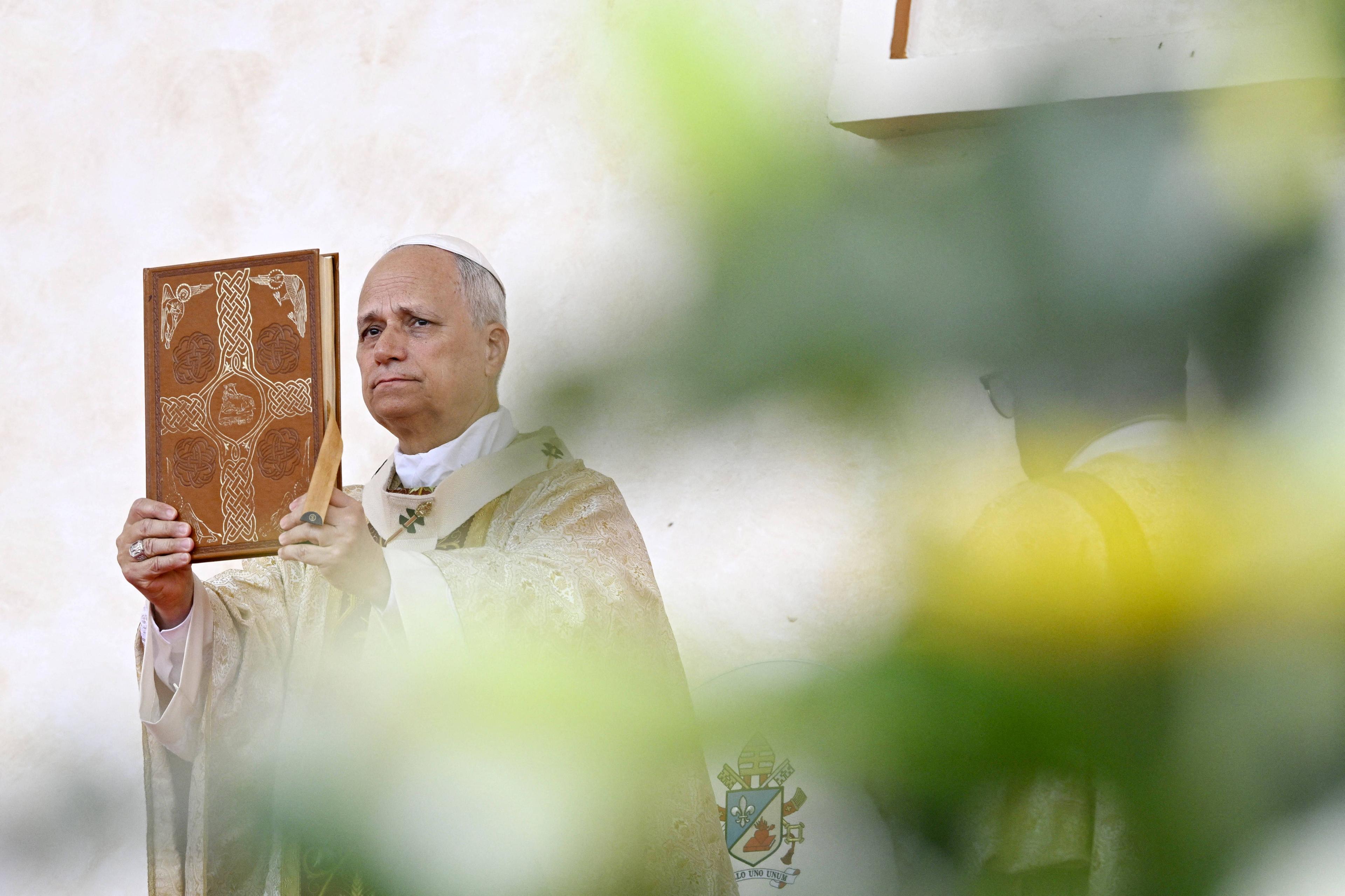 Papst XIV. lässt sich von Trump nicht einschüchtern.