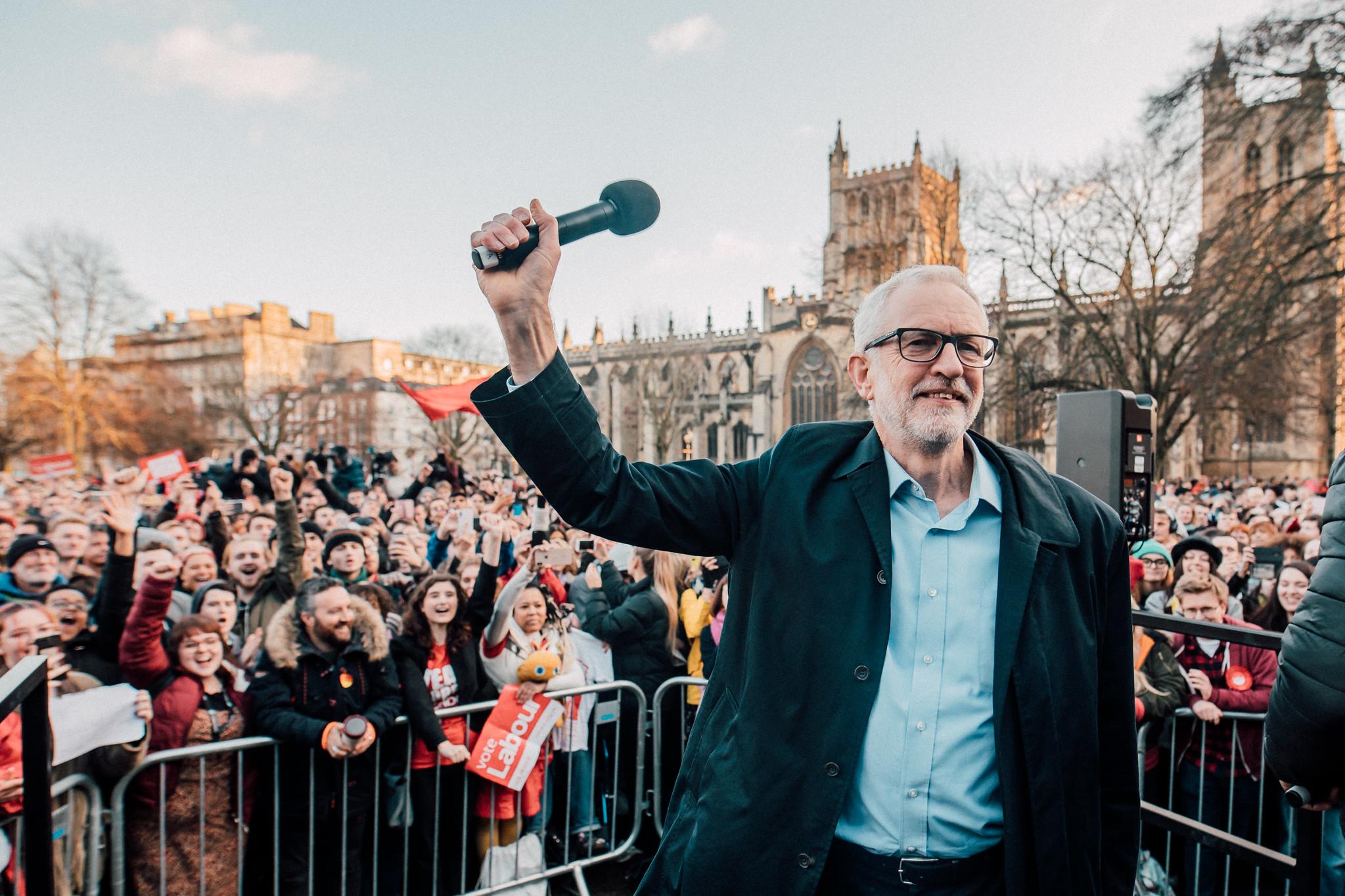 Corbyn beim Wahlkampf in Bristol, Dezember 2019.