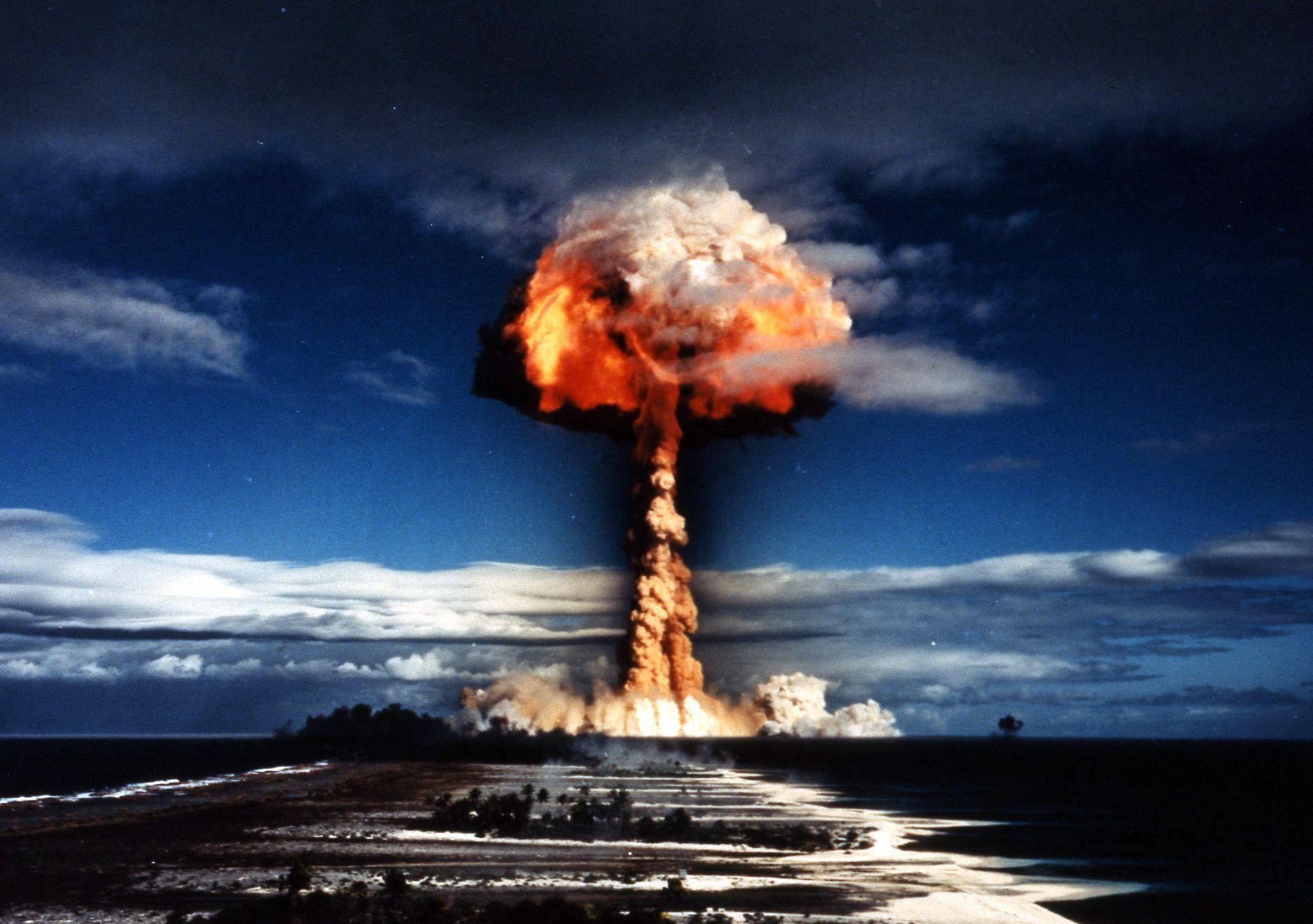 Aufnahme eines französischen Atombombentests in Mururoa in den 1970ern.