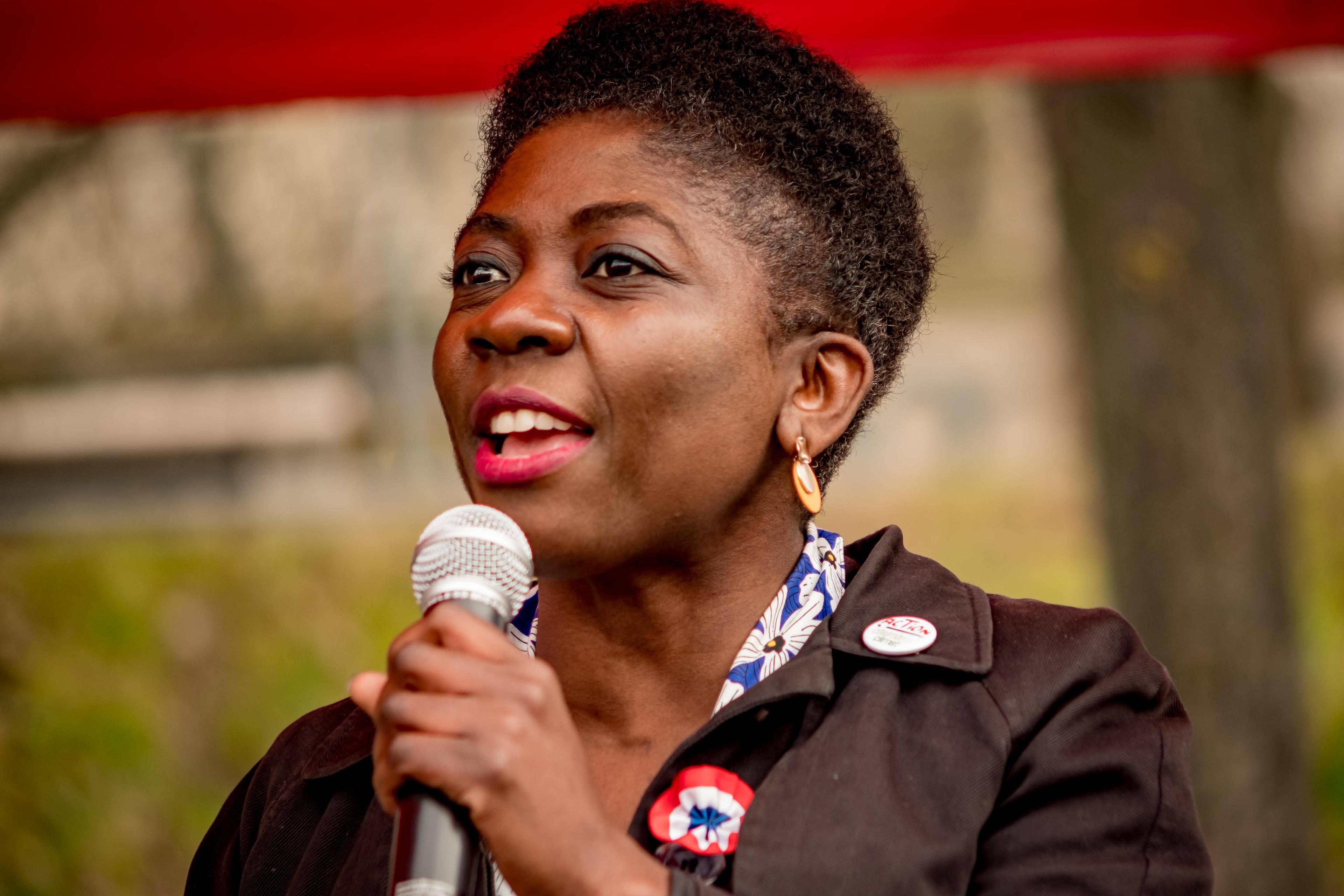 Danièle Obono auf einer Kundgebung des linken Bündnisses NUPES im März 2023.