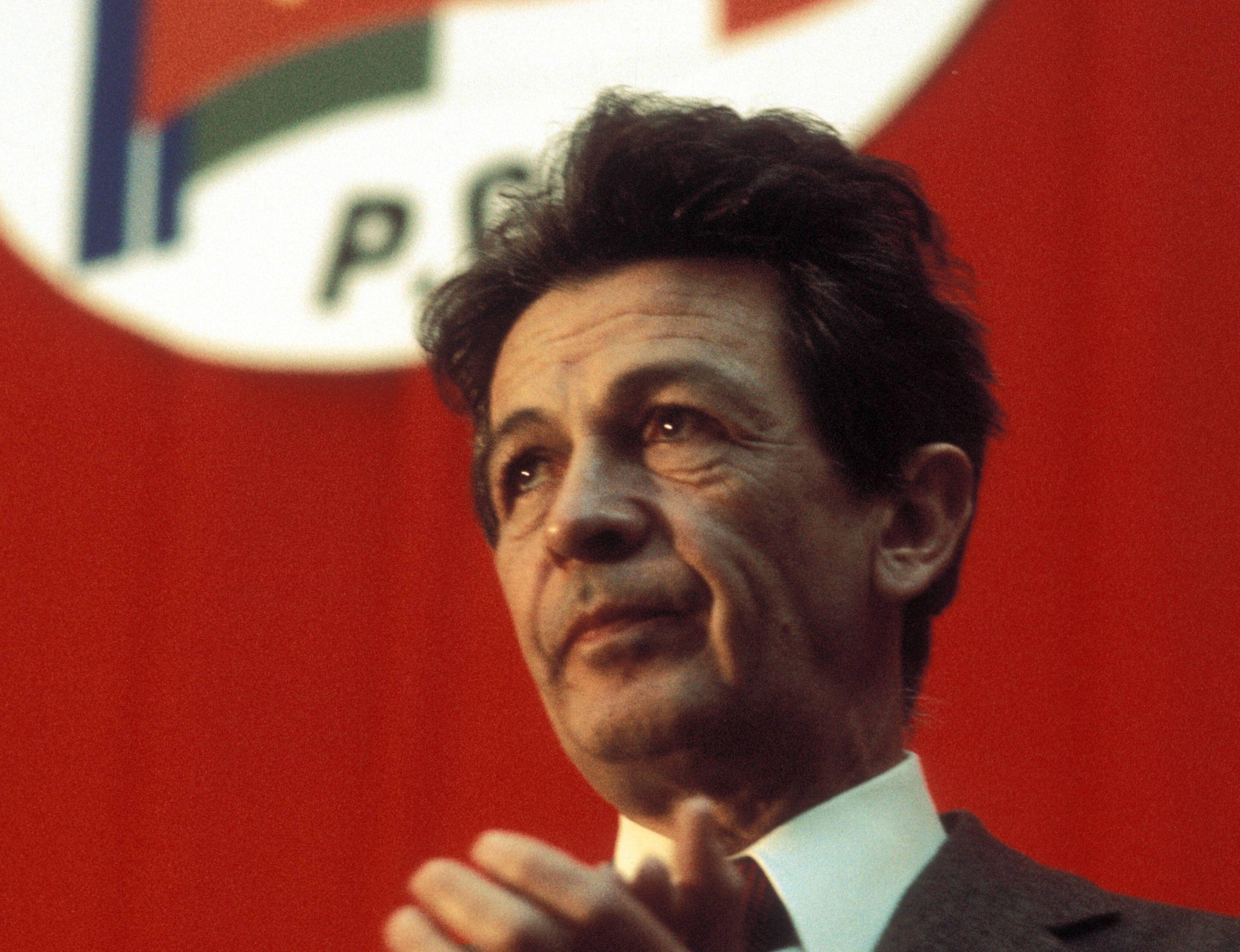 Enrico Berlinguer, Generalsekretär der Italienischen Kommunistischen Partei, auf dem Parteitag der PCI am 10. Mai 1982.
