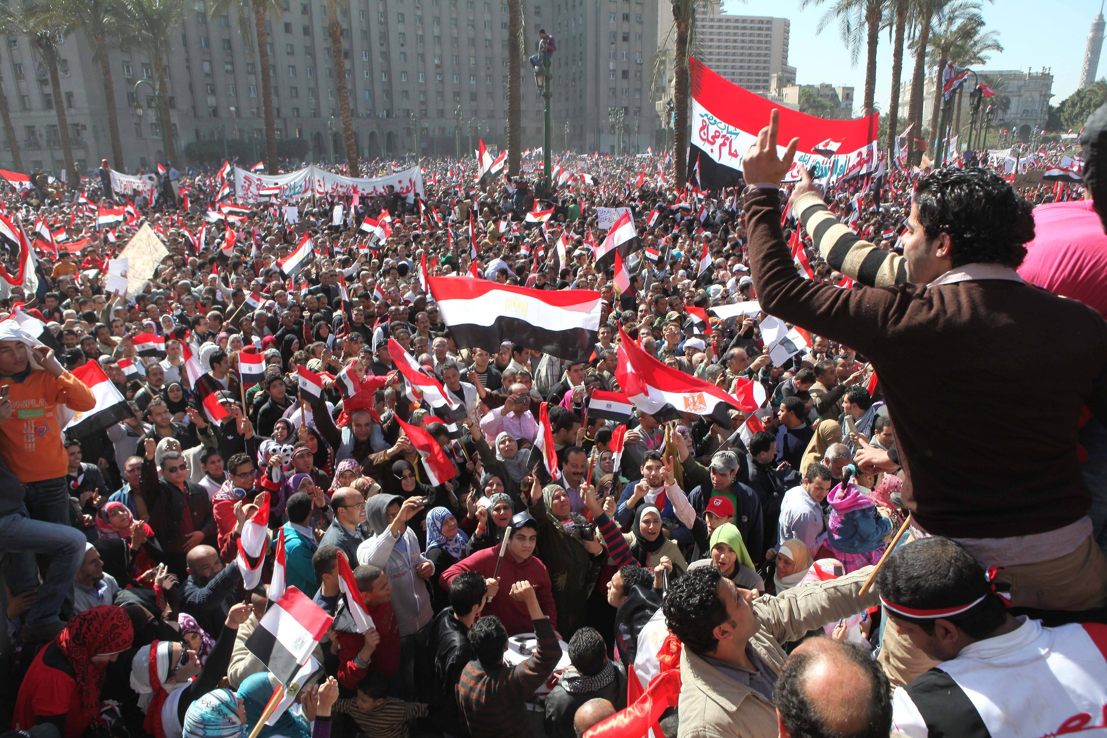 Mehr als 1 Million Menschen versammelten sich in der Kairoer Innenstadt am 18. Februar 2011, um den Rücktritt des Präsidenten Hosni Mubarak zu feiern.