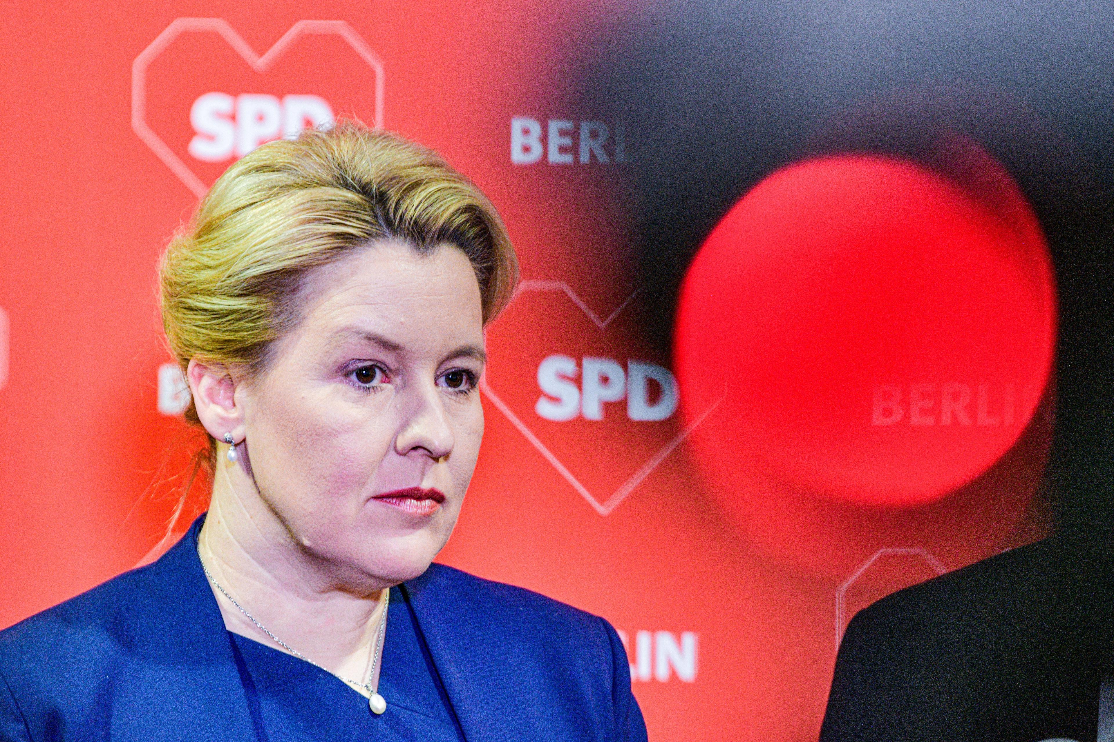 Berlins noch amtierende Bürgermeisterin Franziska Giffey nutzt die Wahlschlappe für einen Ruck nach rechts, Berlin, 1. März 2023.