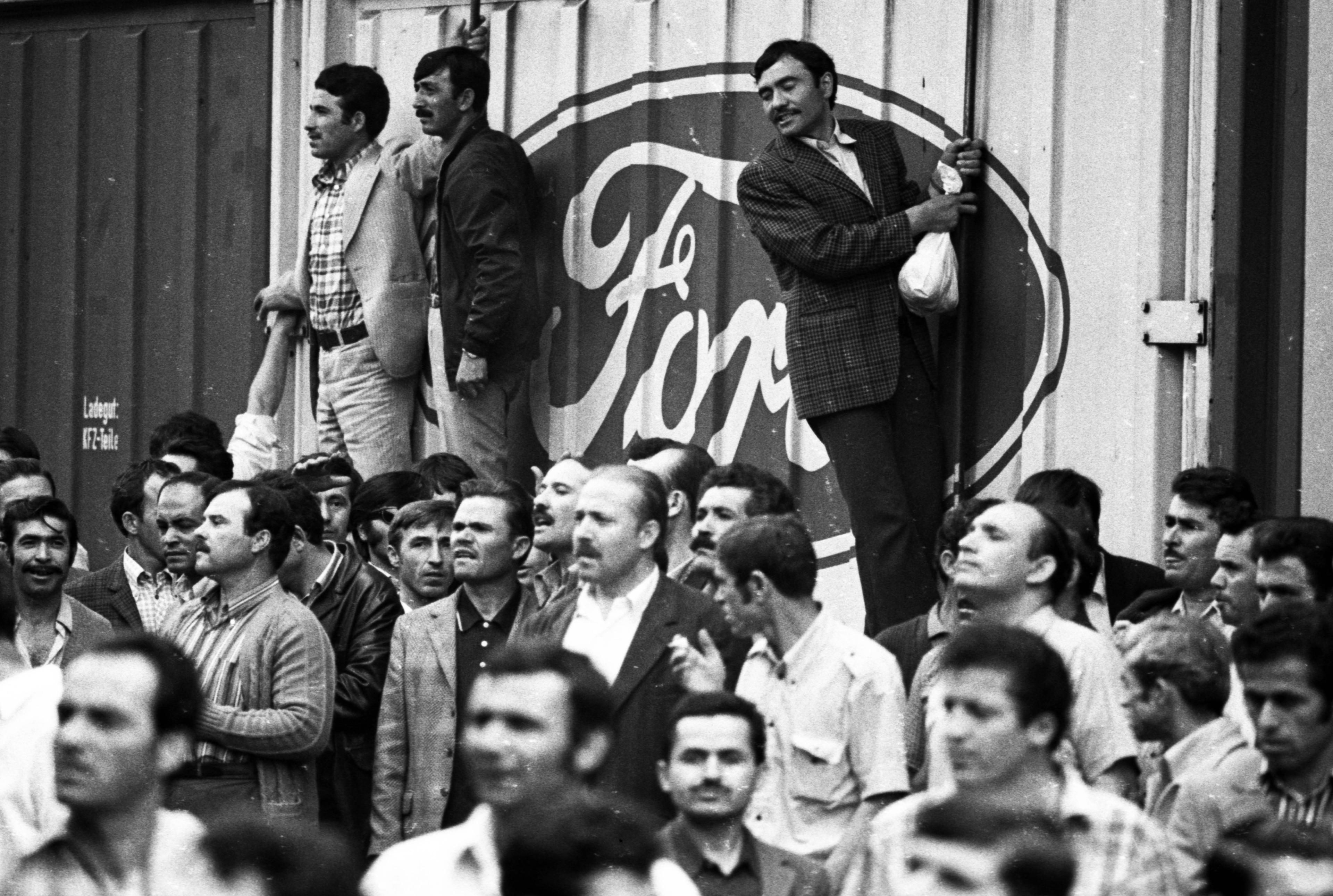 Streikende an den Kölner Ford-Werken, 1973