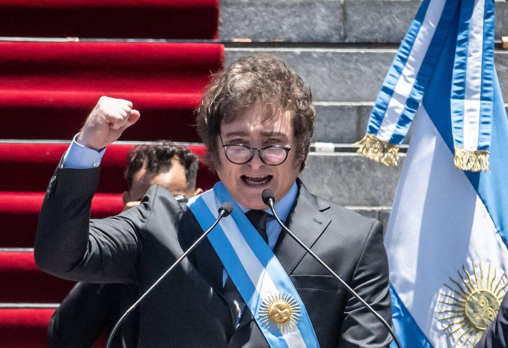 Javier Milei hält eine Rede während seiner Vereidigung als neuer argentinischer Präsident in Buenos Aires, 10. Dezember 2023.